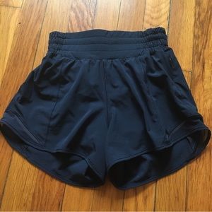 Lululemon Hotty Hot High Rise Short 4’’